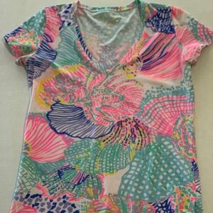 V Neck Lilly Tee